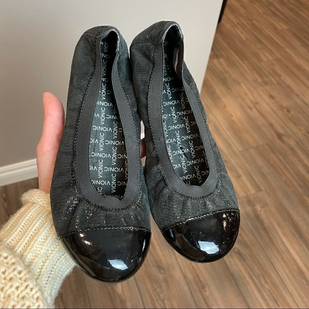 Vionic Allora Black flats 7